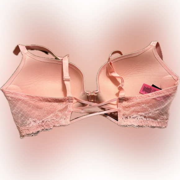 La Senza jewel encrusted pink lace bra. - Picture 1 of 8